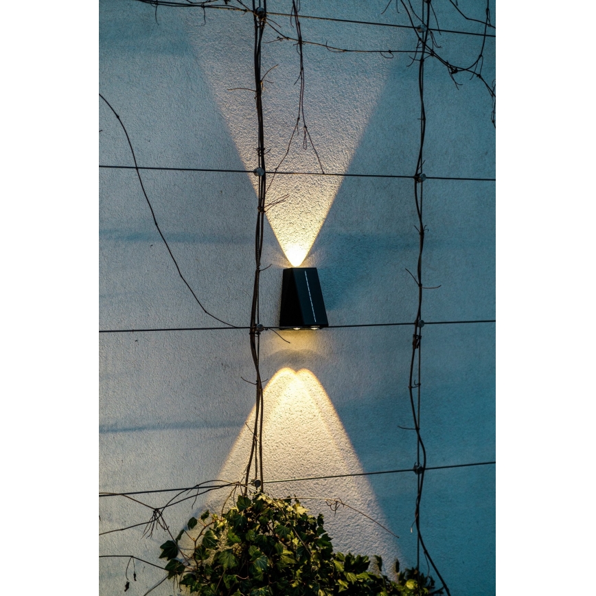 LED-Solarwandleuchte mit Sensor LED/2W/5V IP54 1300 mAh