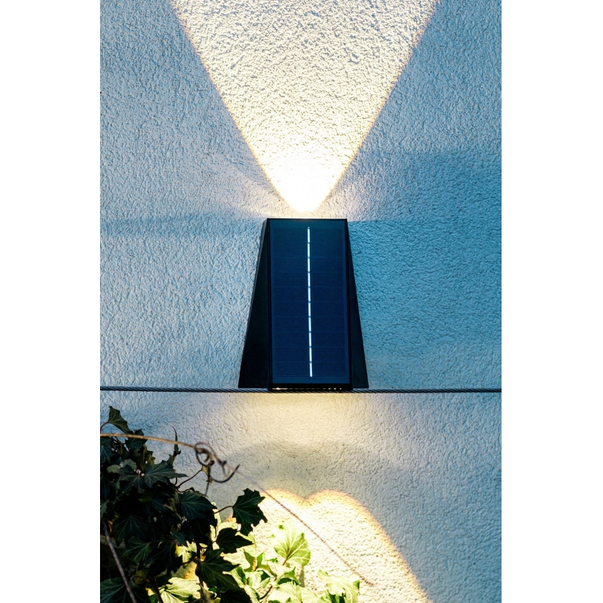 LED-Solarwandleuchte mit Sensor LED/2W/5V IP54 1300 mAh