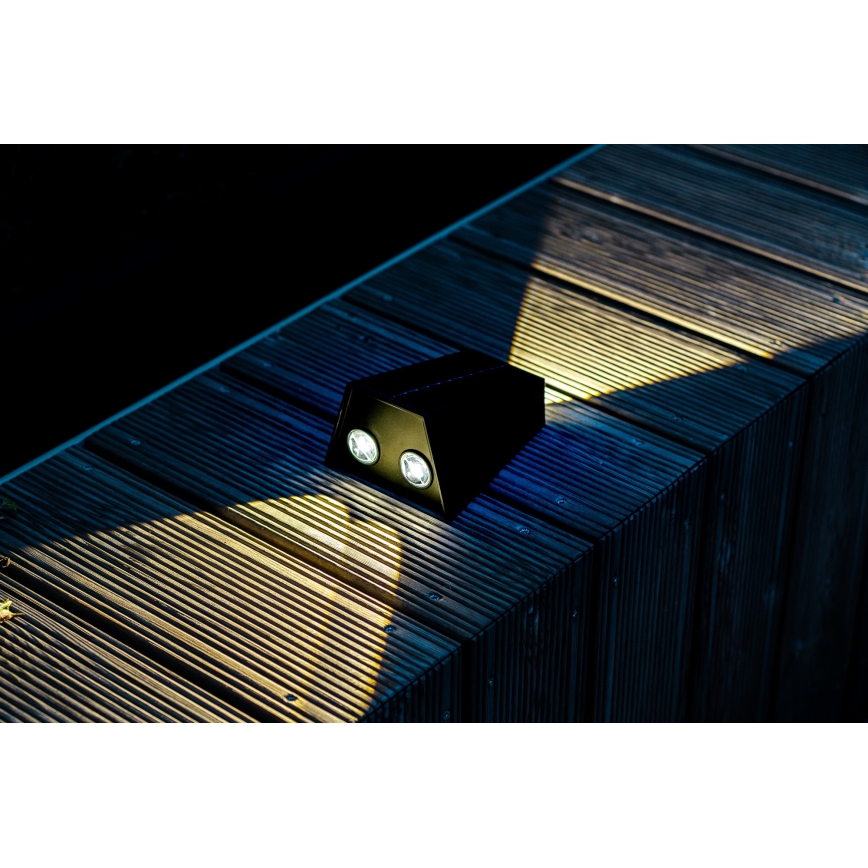 LED-Solarwandleuchte mit Sensor LED/2W/5V IP54 1300 mAh