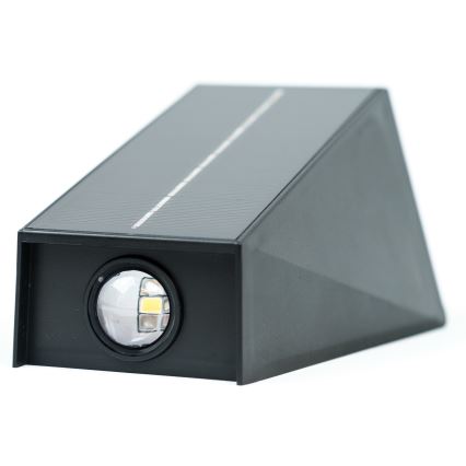 LED-Solarwandleuchte mit Sensor LED/2W/5V IP54 1300 mAh