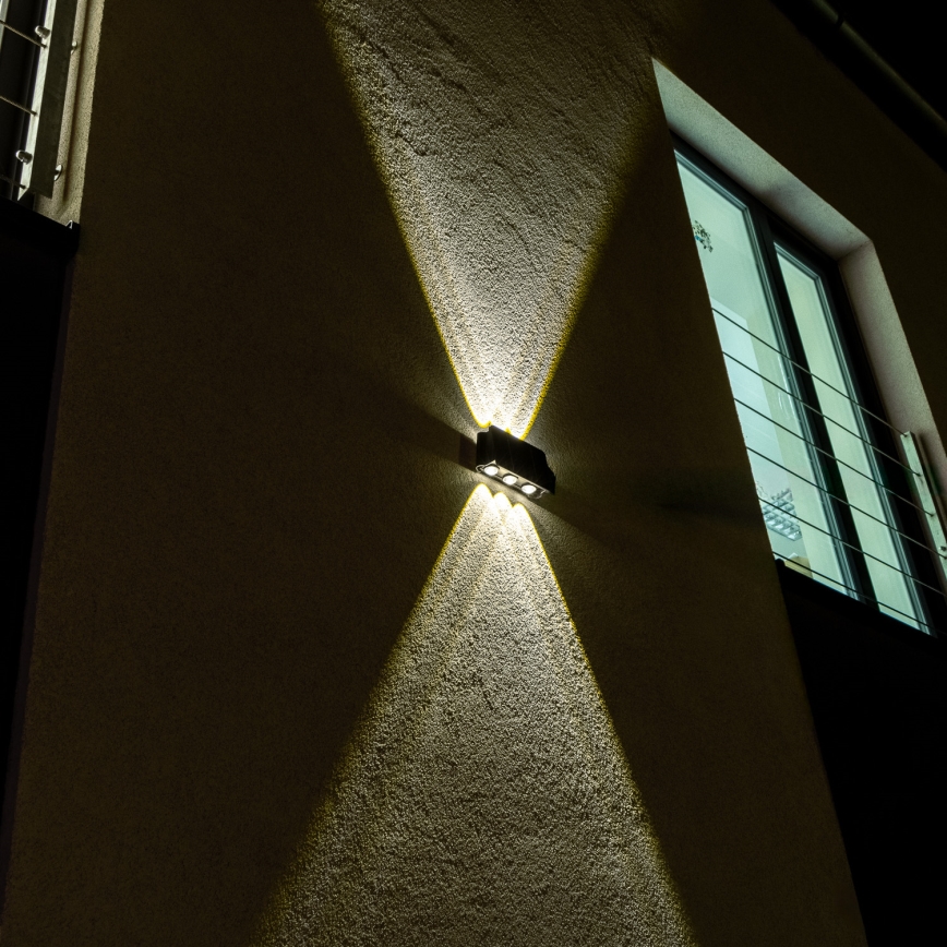 LED-Solarwandleuchte mit Sensor LED/2W/5V IP54