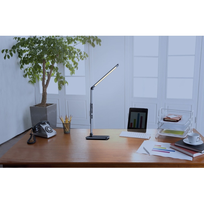 Dimmbare LED-Tischlampe LED/8,5W/230V mit kabelloser Ladefunktion, silber