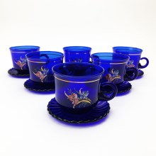 Kaffeeservice blau mit Blumenstrauß-Motiv (blaue und rote Blume)
