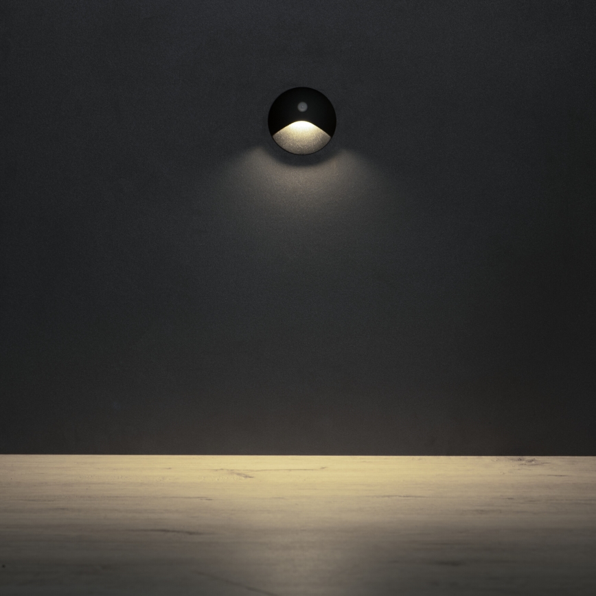 LED-Treppenleuchte mit Bewegungs- und Dämmerungssensor EXIN LED/2,5W/230V 4000K IP65 schwarz rund