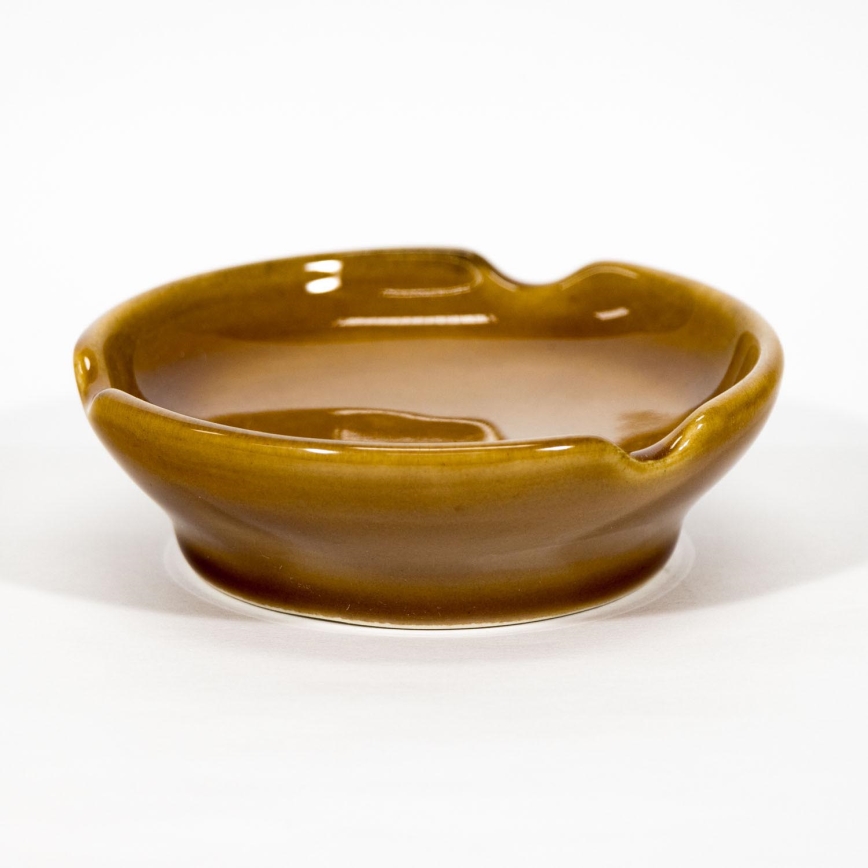 Keramik-Aschenbecher Jaš 10 cm braun