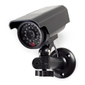 LED Attrappe einer Sicherheitskamera mit Solarpanel 2xAA IP44