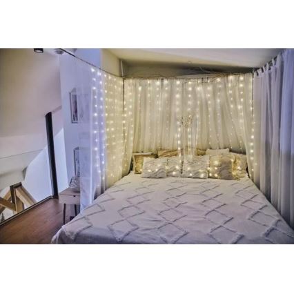 LED-Außen-Lichterkette, 240 LEDs, 8 Funktionen, 6,7 m, IP44, warmweiß