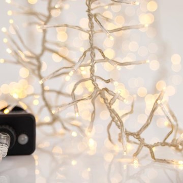 LED-Außen-Weihnachtslichterkette CLUSTER 768xLED/8 Funktionen 9 m IP44 warmweiß