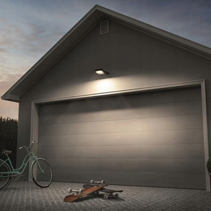 LED Außenstrahler mit Bewegungs- und Dämmerungssensor LED/50W/230V 4500K IP65 schwarz