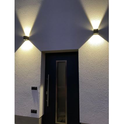 LED Außenwandleuchte 2xLED/3W/230V IP54 schwarz