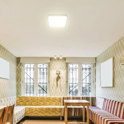 LED Badezimmer-Deckenleuchte mit Sensor SAMSUNG CHIP LED/18W/230V IP44 4000K 29x29 cm Weiß + Fernbedienung