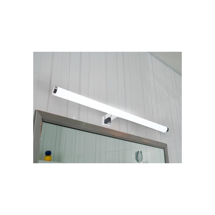 LED-Badezimmer-Spiegelleuchte LED/12W/230V 59,5 cm IP44 glänzender Chrom