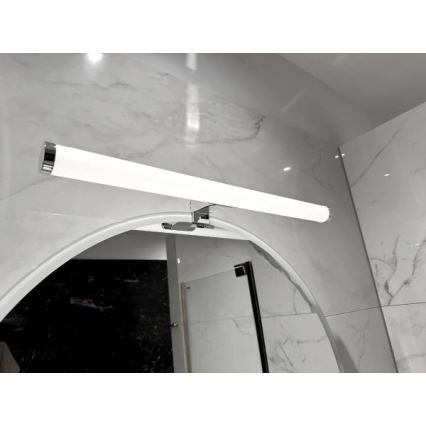LED-Badezimmer-Spiegelleuchte LED/12W/230V 59,5 cm IP44 glänzender Chrom