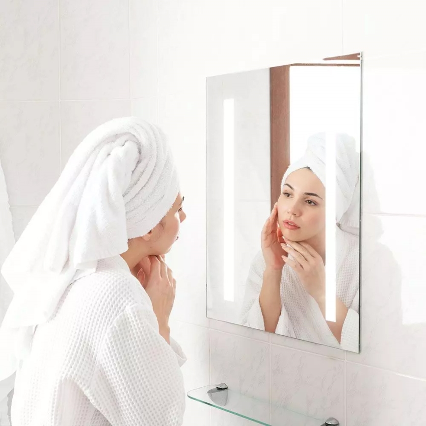 LED Badezimmer beheizter Spiegel mit Hintergrundbeleuchtung LED/17W/230V IP44