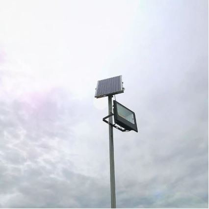 LED dimmbarer Solarstrahler LED/12W/3,2V 6000K IP65 5000 mAh + Fernbedienung
