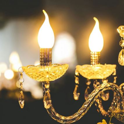 LED-Filamentlampe E14/4W/230V 3000K