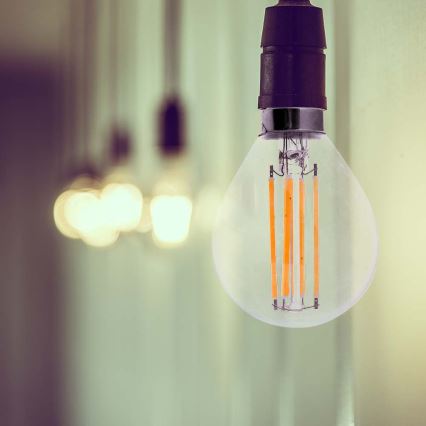 LED-Glühlampe FILAMENT P45 E14/6W/230V 6500K