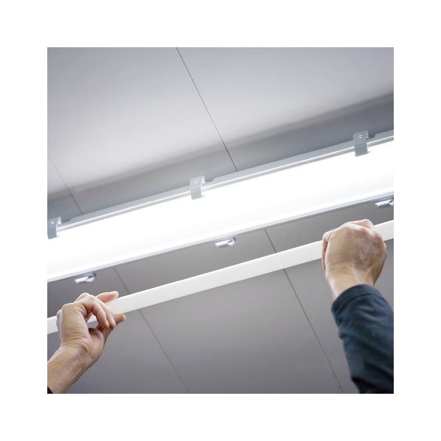 LED-Leuchtstoffröhre T8 G13/18W/230V 3000K 120 cm