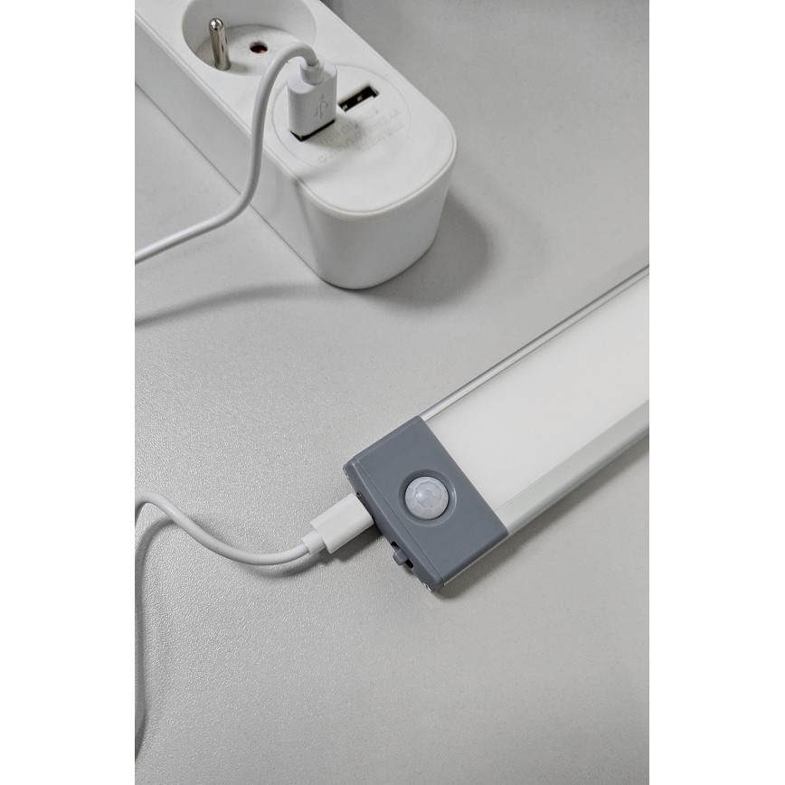 LED-Akku-Möbelbeleuchtung mit Sensor LED/3,5W/5V USB 800 mAh 4200K 46 cm