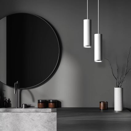 LED RGBW, dimmbare Badezimmer-Hängeleuchte TURYN mit Seilabhängung 1xGU10/4,8W/2300V 3000K IP44 weiß + Fernbedienung
