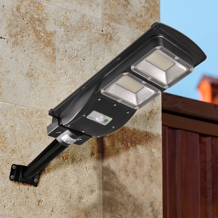 LED Solar-Straßenleuchte mit Sensor STREET 2xLED/6W/3,2V 12000 mAh IP65 + Fernbedienung
