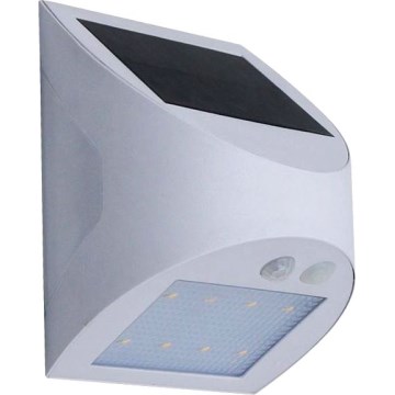 LED-Solar-Wandleuchte mit Sensor LED/3W/3,7V 3000/4000K 1200 mAh IP54 weiß