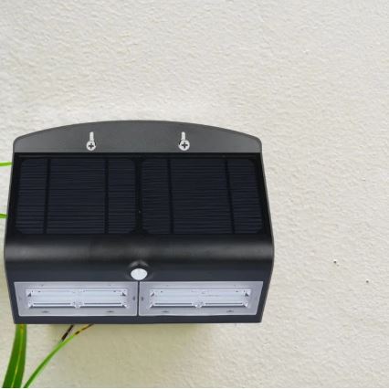 LED Solar-Wandleuchte mit Sensor LED/7W/3,7V 4000K IP65 schwarz