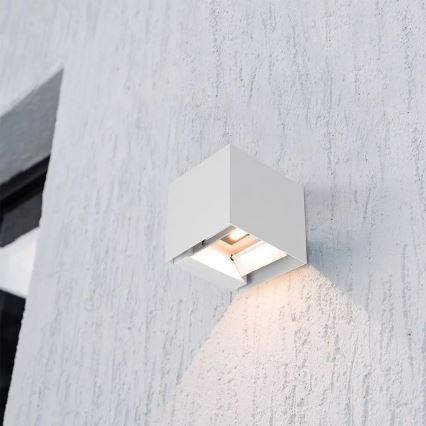 LED-Solar-Wandleuchte mit Sensor LED/9W/3,7V 3000/4000/5000K IP65 2600 mAh weiß