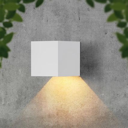 LED-Solar-Wandleuchte mit Sensor LED/9W/3,7V 3000/4000/5000K IP65 2600 mAh weiß