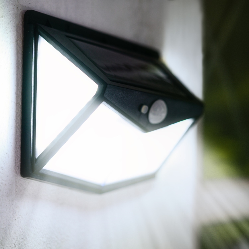 LED-Solarwandleuchte mit Sensor LED/1W/3,7V 6500K IP44