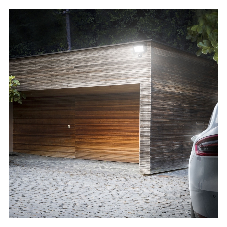 LED-Strahler mit Bewegungsmelder NOCTIS LUX 3 LED/50W/230V 4000K IP44 weiß