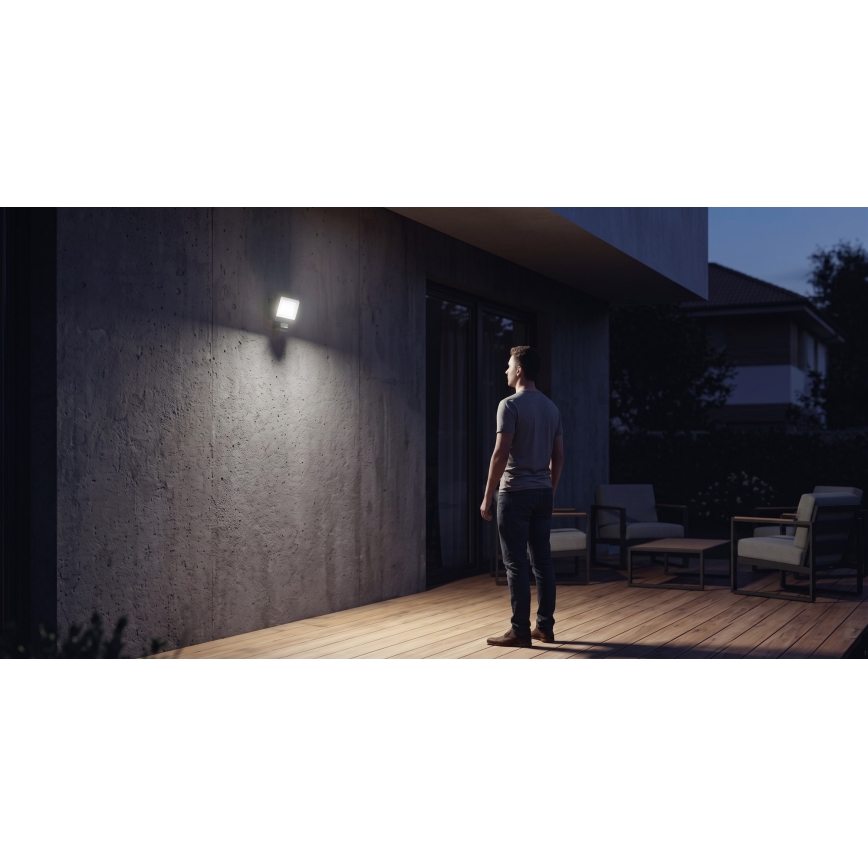 LED-Strahler mit Bewegungs- und Dämmerungssensor TAMBO EVO LED/20W/230V 4000K IP44 schwarz