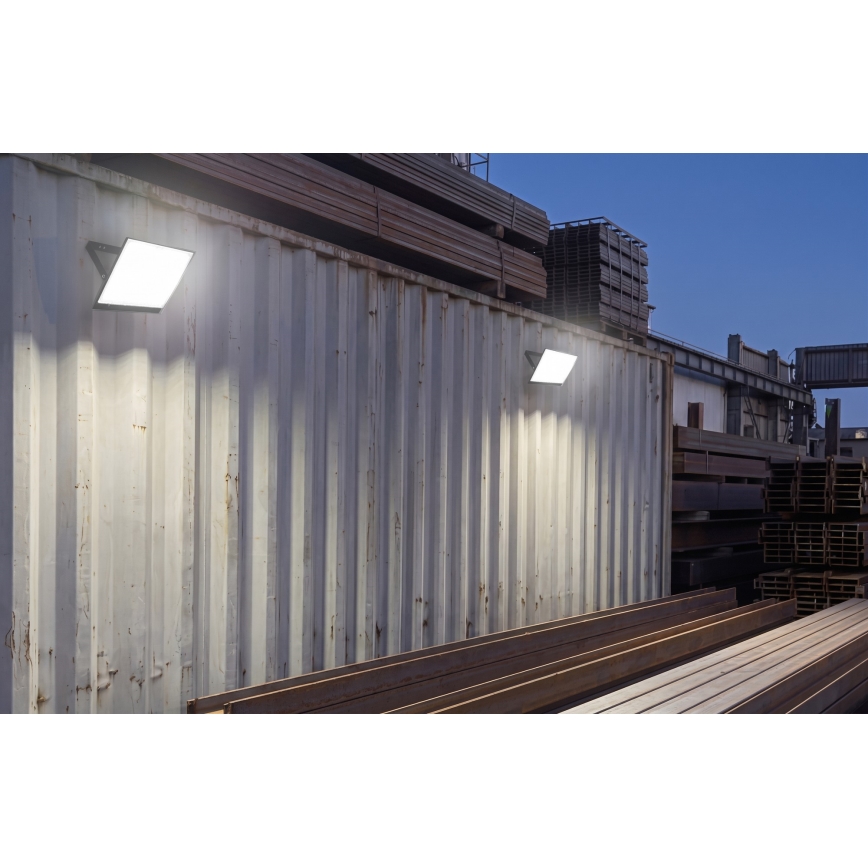 LED-Strahler TAMBO EVO LED/100W/230V 4000K IP65 schwarz