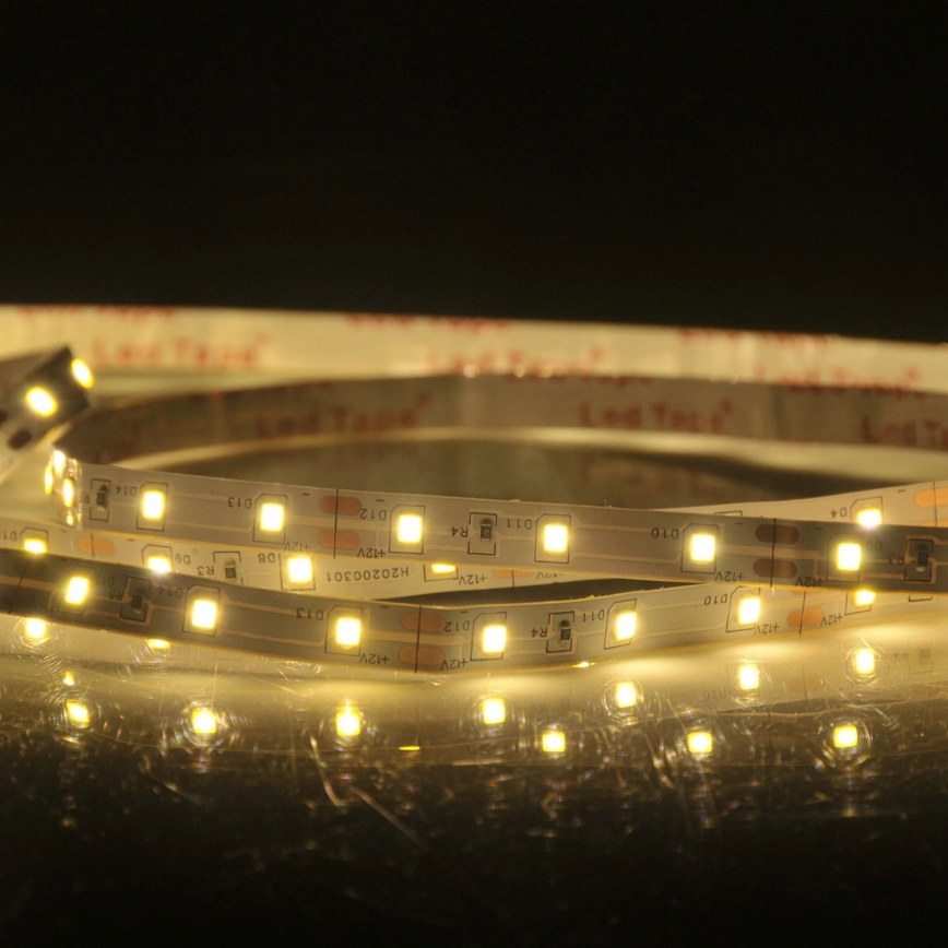 LED Streifen 5m LED/10W/12V IP20 3300K