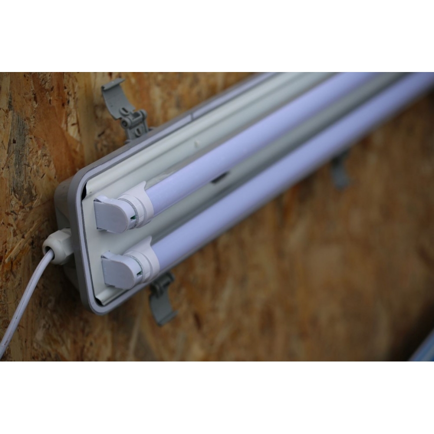 LED Technische Leuchtstofflampe 2xG13/18W/230V IP65