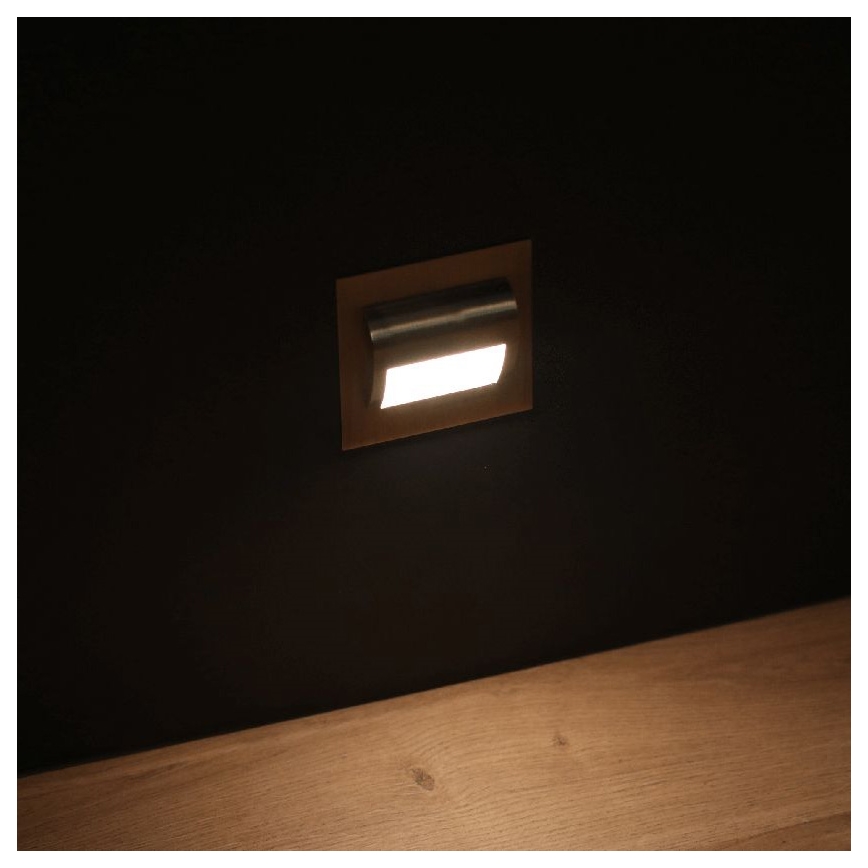 LED-Treppenleuchte DECORUS LED/1,2W/12V 4000K Messing