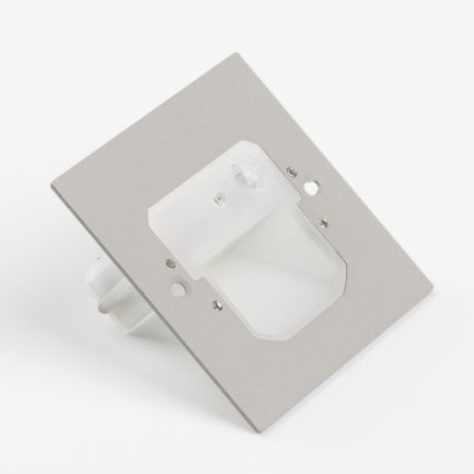 LED-Treppenleuchte mit Bewegungs- und Dämmerungssensor LED/1,5W/230V 3000/4000/6500K schwarz