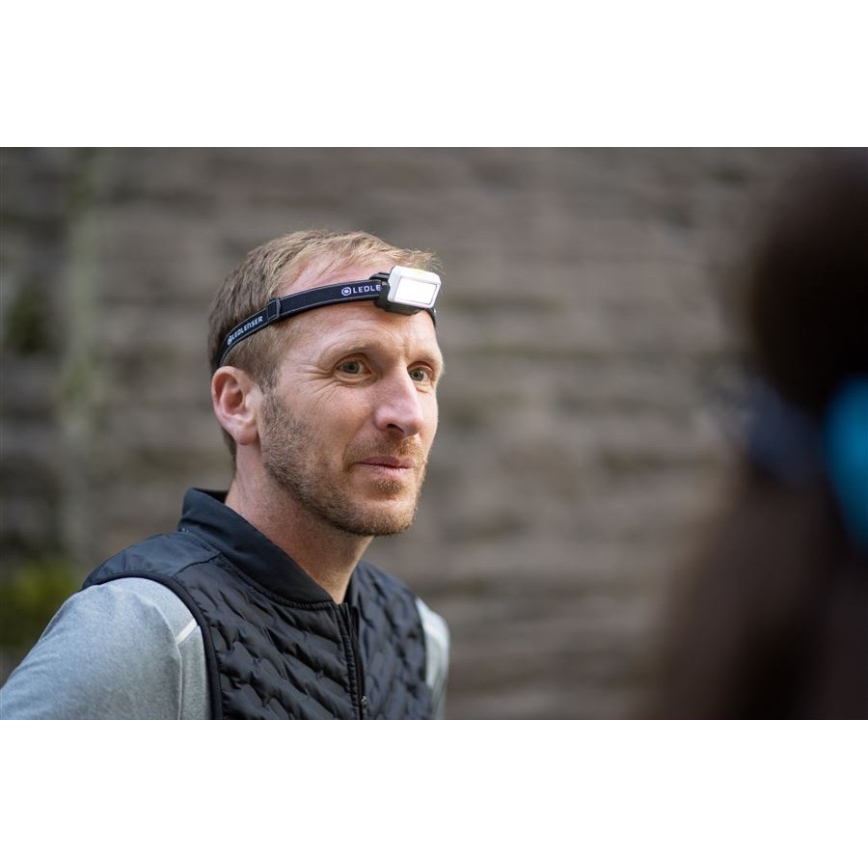 Ledlenser NEO5R - dimm- und wiederaufladbare LED-Stirnlampe LED/1800 mAh IP54 600 lm 35 h schwarz/weiß