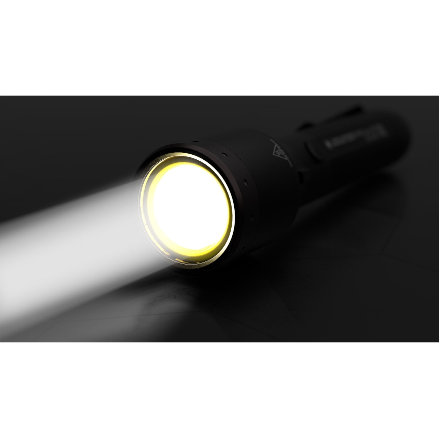Ledlenser P9R Core - Dimmbare, wiederaufladbare LED-Taschenlampe LED/4800 mAh IP68 1000 lm 20 h