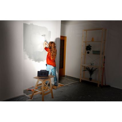 Ledvance - Dimmbarer, aufladbarer LED-Outdoor-Strahler WORKLIGHT BATTERY LED/26W/5V 2200 mAh IP54