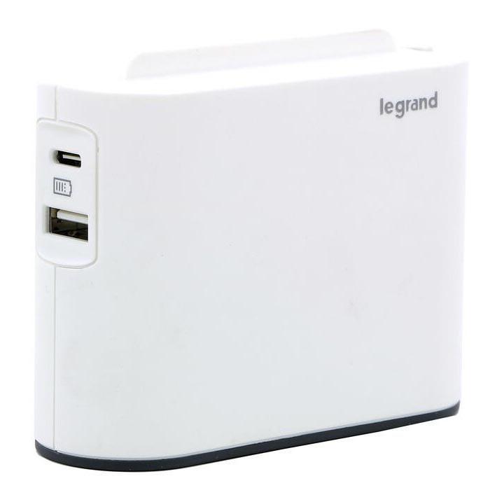 Legrand 049401 - Steckdosenleiste 2Z Typ C + USB-A + USB-C weiß
