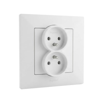 Legrand - Doppelsteckdose für den Wohnbereich mit Abdeckrahmen NILOE STEP 250V weiß