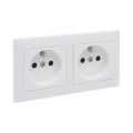 Legrand - Doppelsteckdose für den Wohnbereich mit Rahmen SUNO 250V weiß