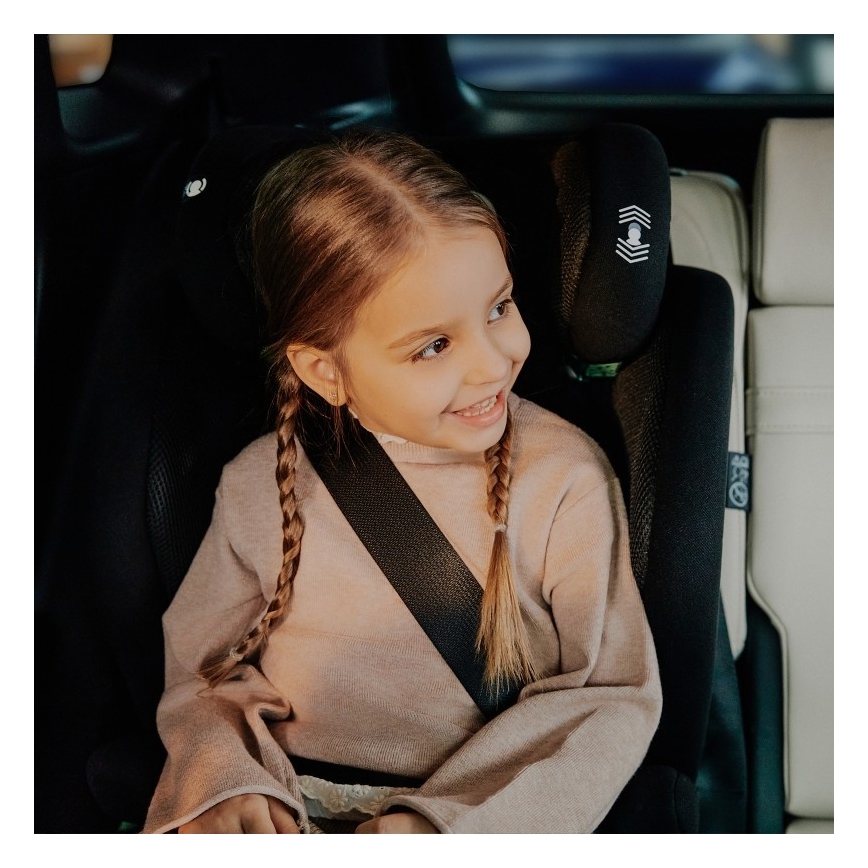 Lionelo - Kindersitz IGO i-Size 100-150 cm Schwarz-Carbon