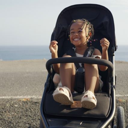 Lionelo - Sport-Kinderwagen AZURA, schwarz