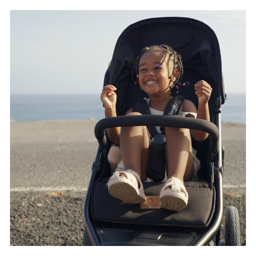 Lionelo - Sport-Kinderwagen AZURA, schwarz