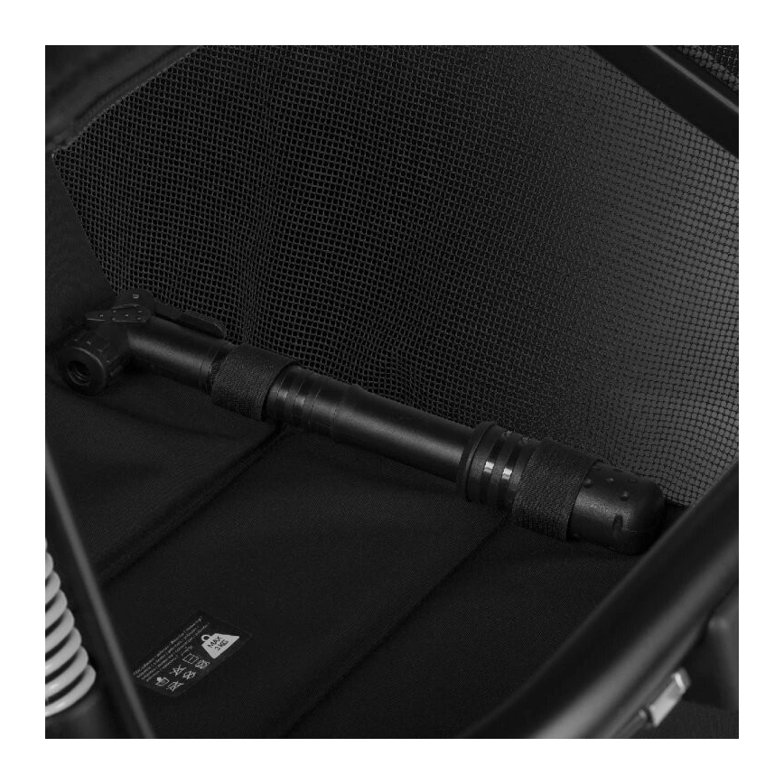 Lionelo - Sportlicher Kinderwagen AZURA schwarz/grau