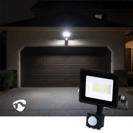 LED-Strahler mit Bewegungs- und Dämmerungssensor für Steckdose LED/20W/230V IP44