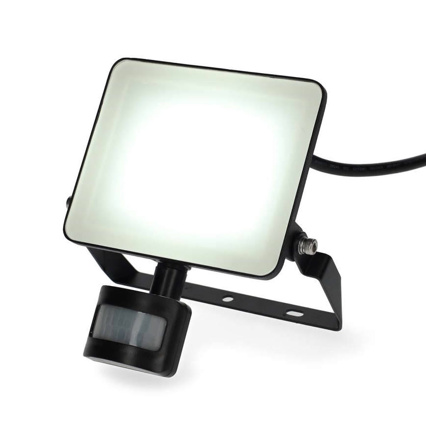 Dimmbarer LED-Strahler mit Bewegungsmelder für Steckdose SmartLife LED/20W/230V 3000-6500K IP44 Wi-Fi