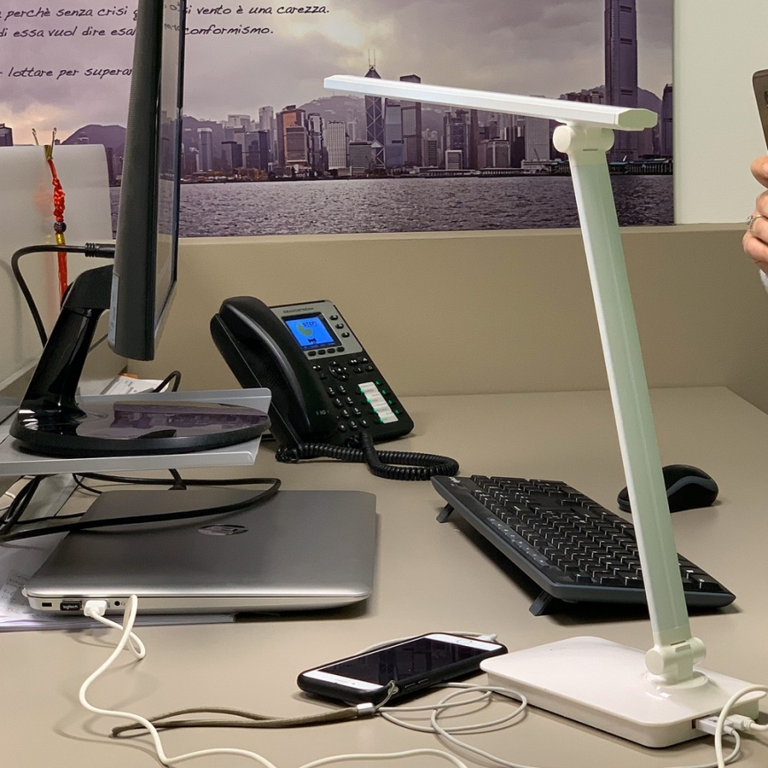 ONLI - Dimmbare LED-Tischleuchte mit Touch-Funktion und USB portem DESKI LED/7W/230V 4000K weiß